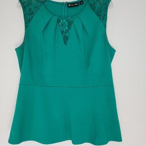 7th Avenue - L - Green Top